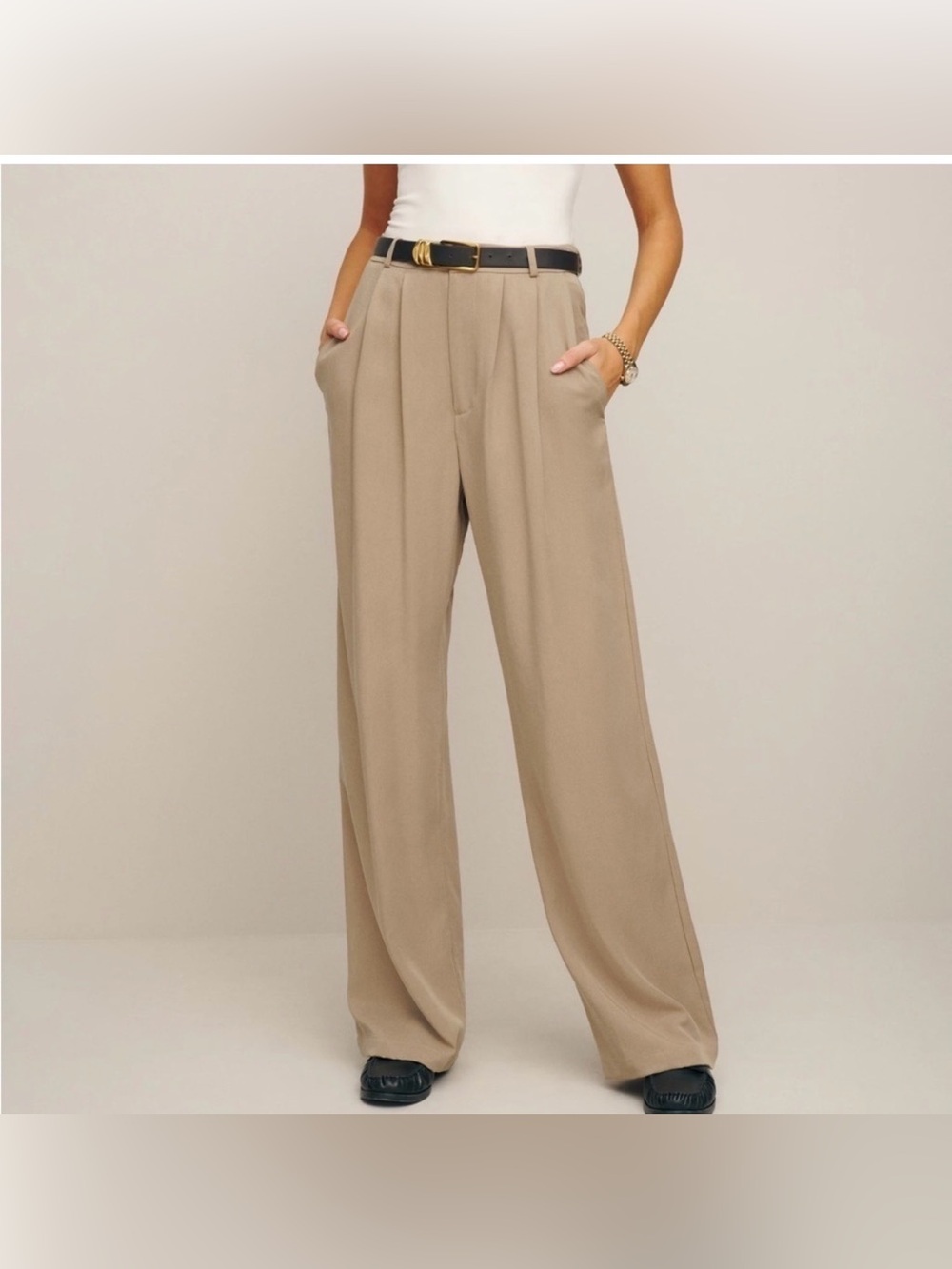 Reformation Mason Pant - khaki. High waist, wide leg. Size 2